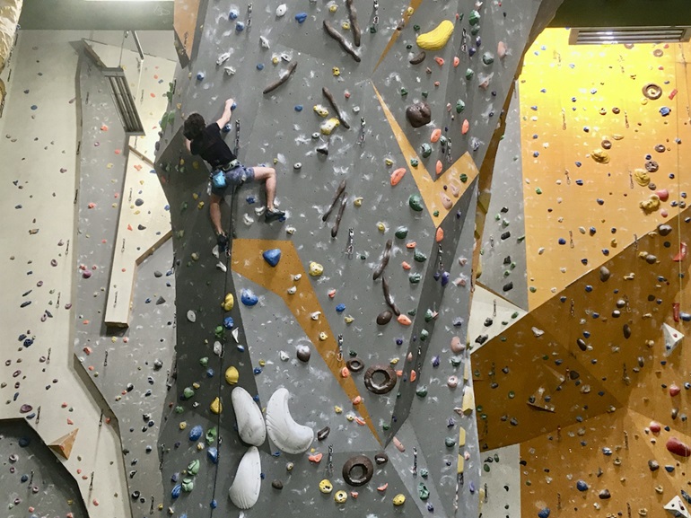 Pokročilá mládež